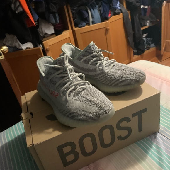 Yeezy Blue Tints size 9 - Picture 8 of 9